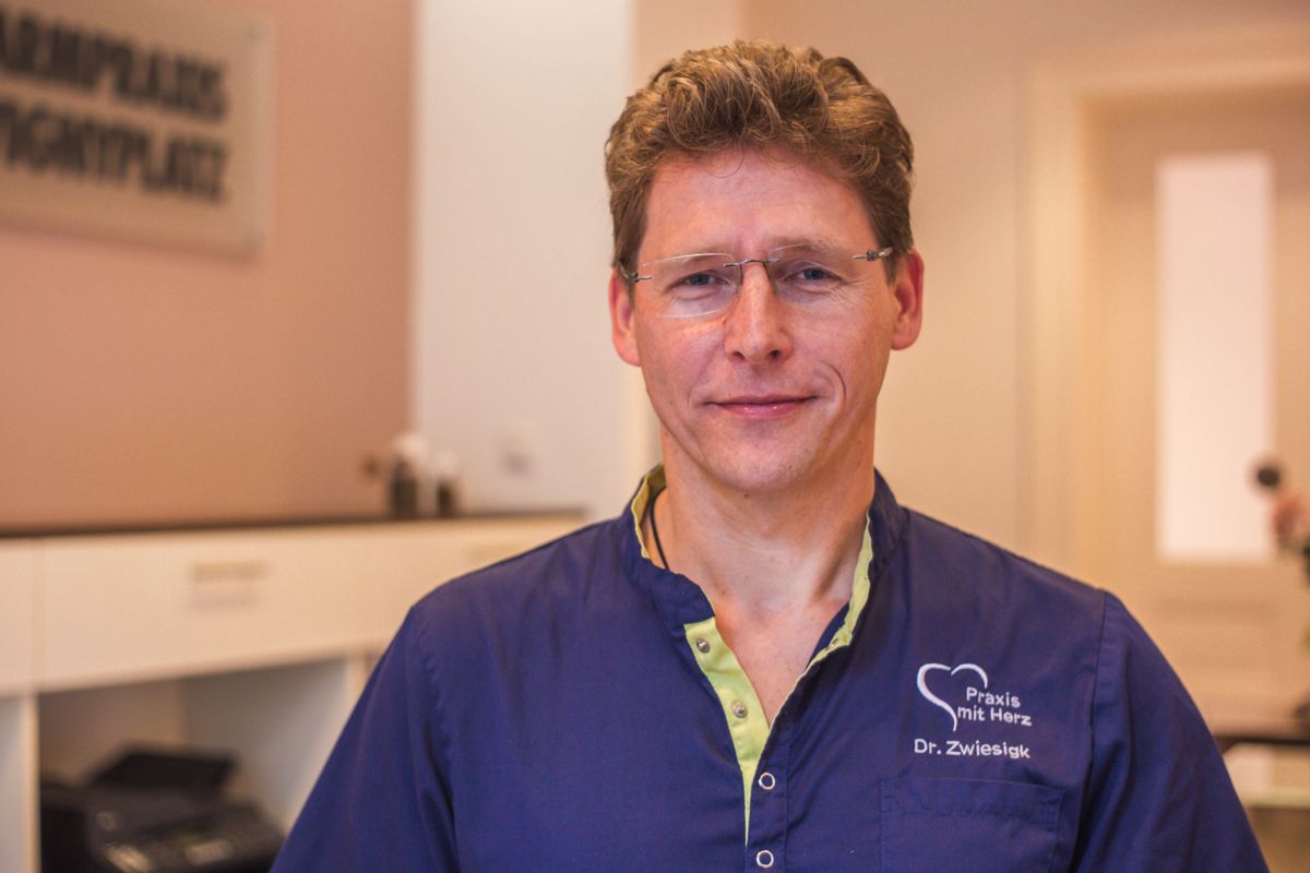 Proktologie Praxis Berlin Wilmersdorf am Savignyplatz - Dr. med. Per ...